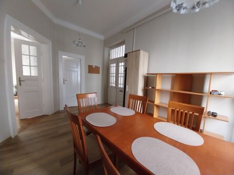 Kiadó Lakás 6725 Szeged , Szeged Egyetem városrészben