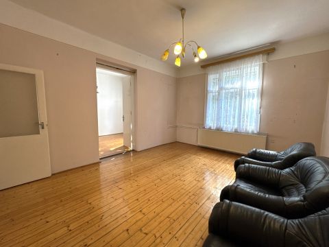 Eladó Ház 1163 Budapest 16. kerület 