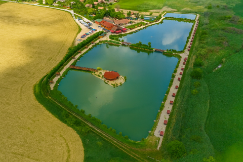 Eladó Vendéglátás 8019 Székesfehérvár , Székesfehérvár