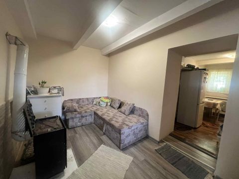 Eladó Ház 5122 Jászdózsa Templom vonzásában