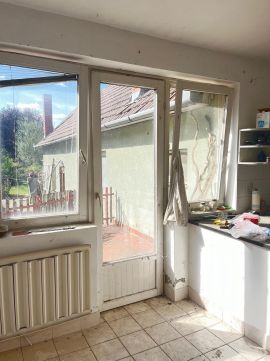 Eladó Ház 7100 Szekszárd 7100 Szekszárd, Családiházas