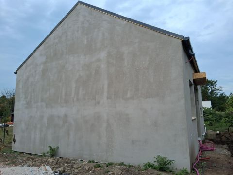 Eladó Ház 8600 Siófok Partközeli családi ház! 