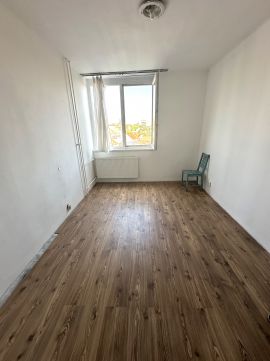 Eladó Lakás 6000 Kecskemét 