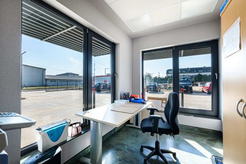 Kiadó Ipari 2060 Bicske OVIT Park Centrum közelében