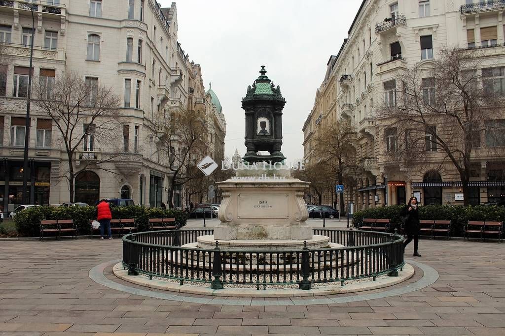 1054 Budapest 5. kerület — 1/5