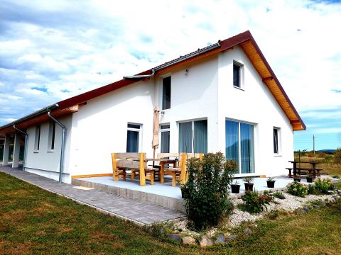 Eladó Ház 8300 Tapolca 