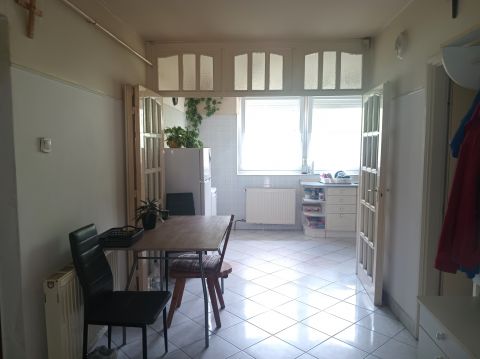 Eladó Lakás 4028 Debrecen A Nagyerdőalja csendes, ősfás utcájában