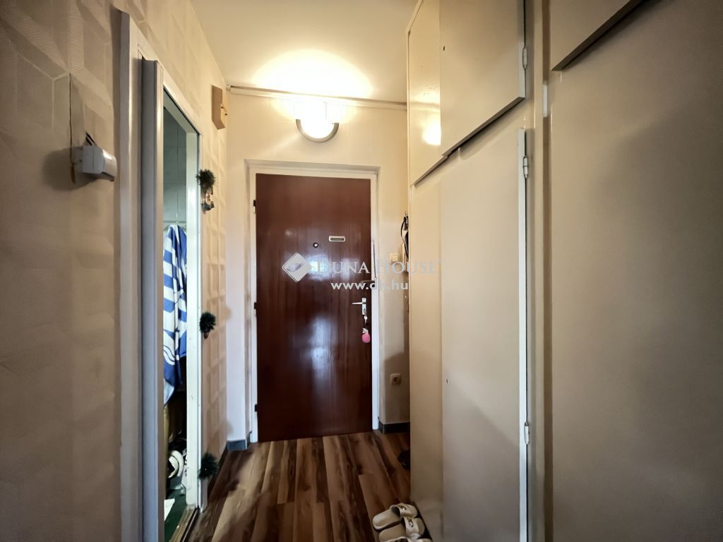 4032 Debrecen — 1/17