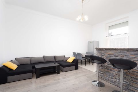 Eladó Lakás 9200 Mosonmagyaróvár , Gábor Áron utca közelében