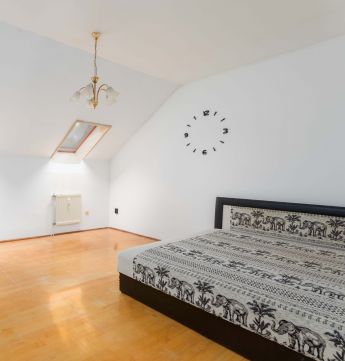 Eladó Lakás 9200 Mosonmagyaróvár , Fő utca közelében