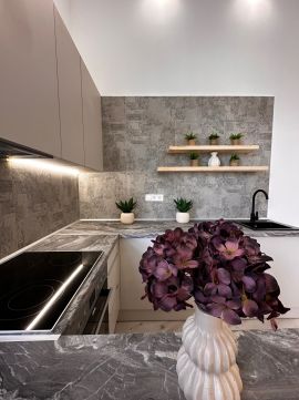 Eladó Lakás 1094 Budapest 9. kerület , Haller park közelében 3db  felújított stúdió lakás