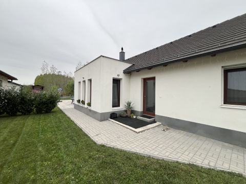 Eladó Ház 9353 Szárföld 