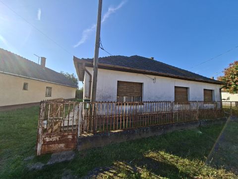 Eladó Ház 8692 Szőlősgyörök 