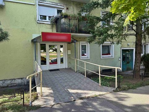 Eladó Lakás 2800 Tatabánya 