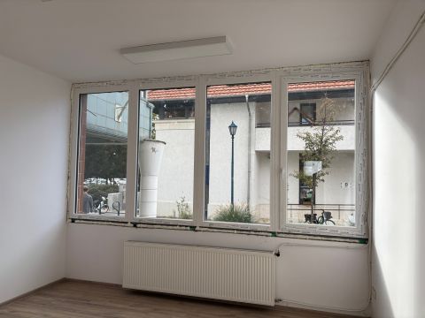 Kiadó Iroda 6100 Kiskunfélegyháza 