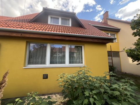 Eladó Ház 2700 Cegléd Bede városrész