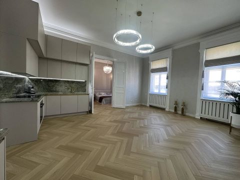 Eladó Lakás 1054 Budapest 5. kerület , LUXUS LAKÁS PARLAMENT KÖZELÉBEN