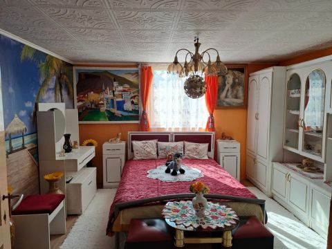Eladó Ház 6446 Rém Központhoz közel