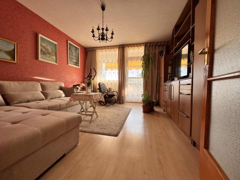 Eladó Lakás 6000 Kecskemét 