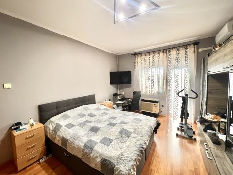 Eladó Lakás 8100 Várpalota , Eladó felújított, tégla lakás a Tési-dombon!