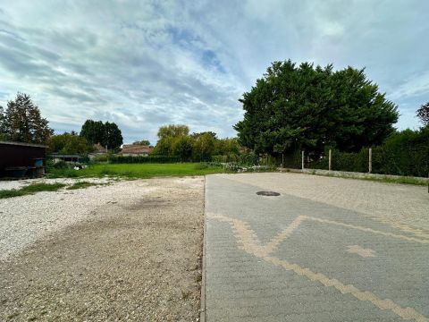 Eladó Ház 2200 Monor , 2200 Monor, kertváros