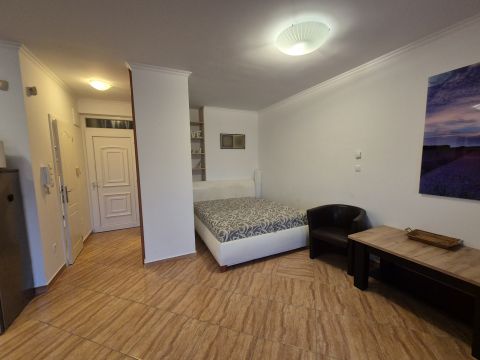 Eladó Lakás 8600 Siófok , vízközeli, 36 nm-es apartman lakás