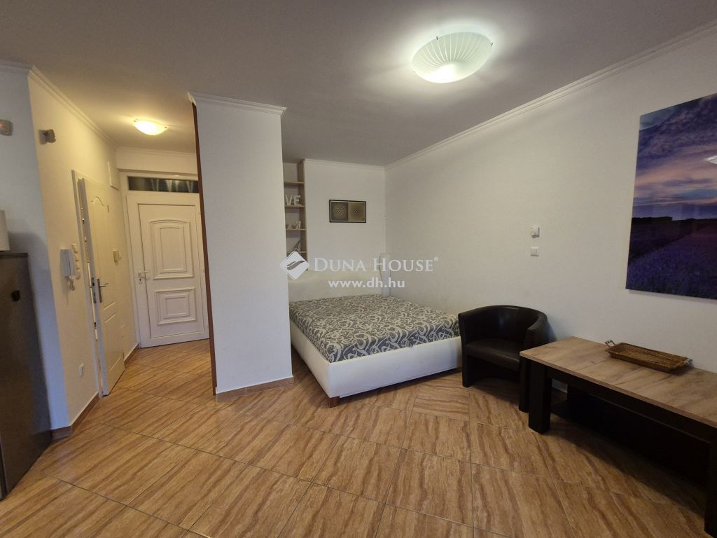 8600 Siófok , vízközeli, 36 nm-es apartman lakás — 1/17