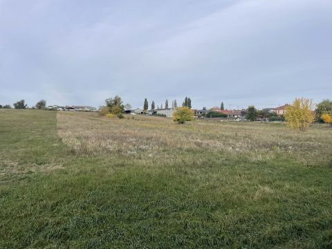 Eladó Telek 2143 Kistarcsa 