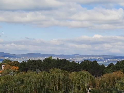 Eladó Lakás 8600 Siófok , 8600 Siófok, Foki-hegy