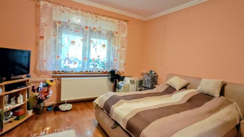 Eladó Ház 6000 Kecskemét , Vacsiköz
