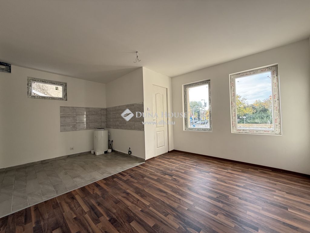 1211 Budapest 21. kerület , Felújított, azonnal költözhető lakás — 1/12