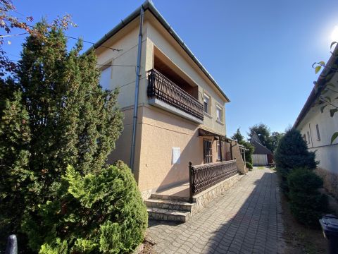 Eladó Ház 2730 Albertirsa 