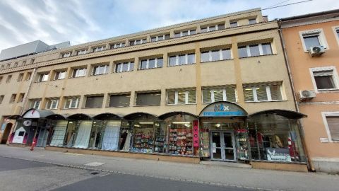 Eladó Üzlethelyiség 6710 Szeged 6722 Szeged, Központ