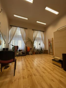 Eladó Üzlethelyiség 1085 Budapest 8. kerület , Rákóczi tér közelében