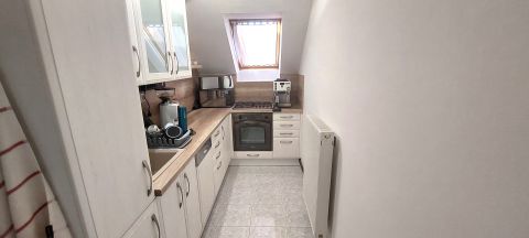 Eladó Lakás 9700 Szombathely Oladi lakótelepen 2szintes 3szobás szép állapotú lakás eladó