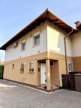 Eladó Ház 2220 Vecsés Kispatak-lakópark