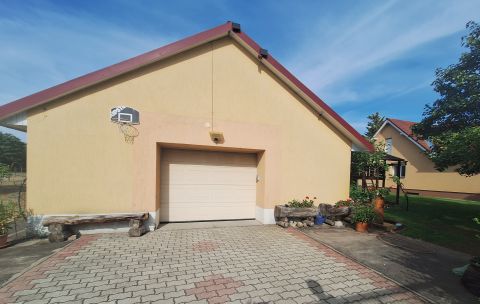 Eladó Telek 6000 Kecskemét , Kadafalva