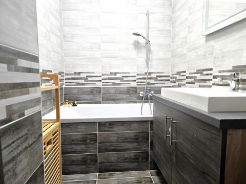 Eladó Lakás 7632 Pécs , Felújított 67 nm-es panorámás lakás