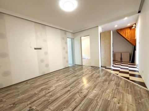 Eladó Ház 7811 Szalánta Szalántán amerikai konyha-nappali+2 szobás sorház