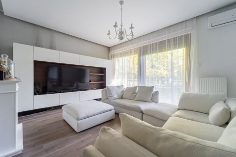 Eladó Lakás 1031 Budapest 3. kerület , Római parton KERTKAPCSOLATOS prémium lakás!