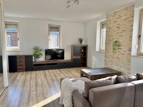 Eladó Lakás 7030 Paks 