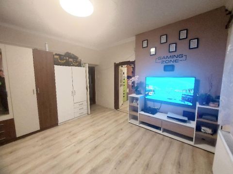 Eladó Ház 2755 Kocsér , 2755 Kocsér, Központ