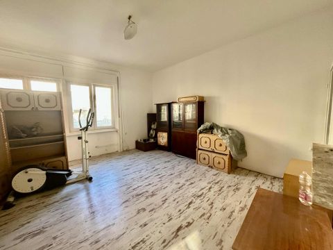 Eladó Lakás 1089 Budapest 8. kerület 