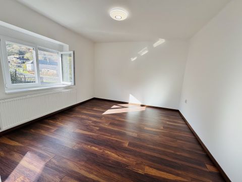 Eladó Ház 3253 Istenmezeje , Központhoz közeli PANORÁMÁS, FRISSEN FELÚJÍTOTT családi ház