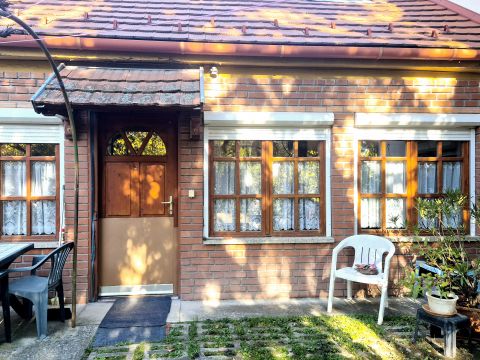 Eladó Ház 8226 Alsóörs Vöröskő Apartman Közelében