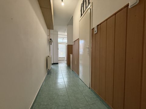 Eladó Lakás 6000 Kecskemét Kecskeméten kertkapcsolatos lakás eladó