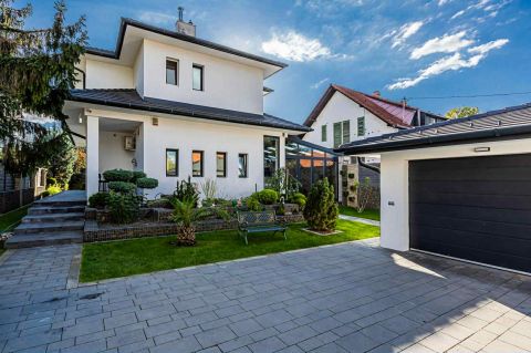 Eladó Ház 1158 Budapest 15. kerület 