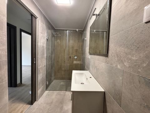 Eladó Lakás 8621 Zamárdi 