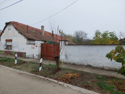 Eladó Ház 6503 Baja 