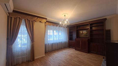 Kiadó Lakás 1126 Budapest 12. kerület 